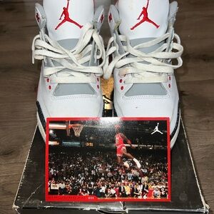 Air Jordan Fire Red 3